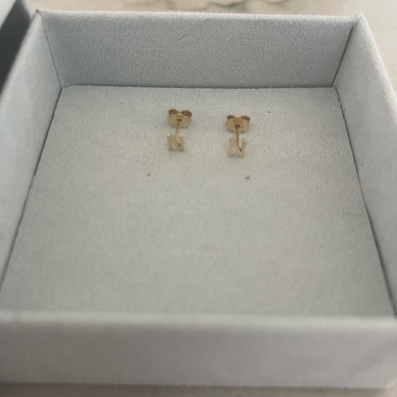 Babygold Solid Letter Studs - 14k Gold! - Picture 4 of 6
